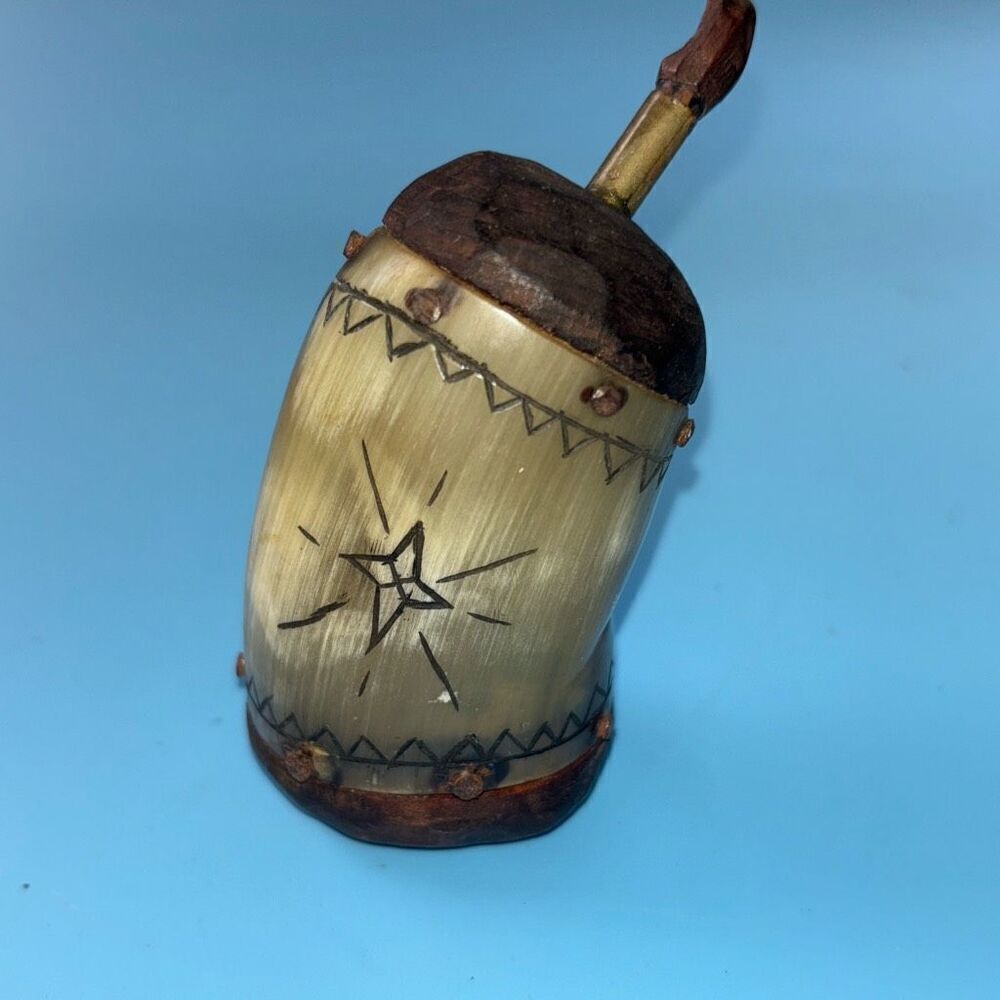 Vintage Carved bone powder flask/horn scrimshaw star copper